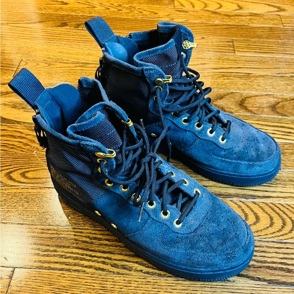 Nike Other - Nike SF Air Force 1 Mid Urban Utility Navy Suede (Men’s 8 / Women’s 9.5) EU41